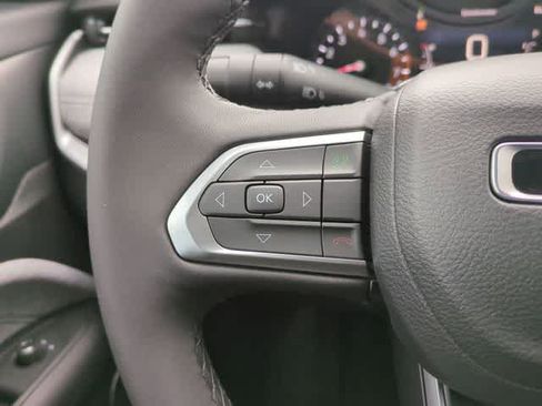 New 2026 Jeep Compass Latitude image 24