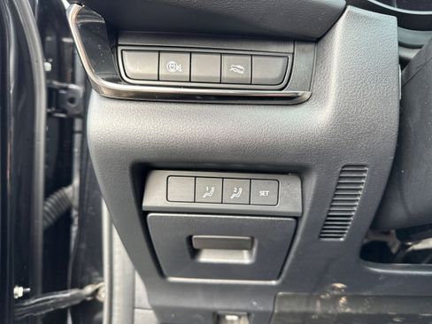 Used 2025 MAZDA CX-30 AWD 2.5 S w/ Preferred Package image 19