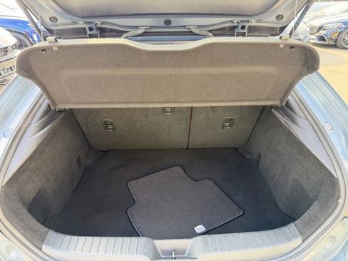 Used 2023 MAZDA MAZDA3 s image 32