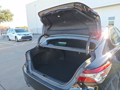 Used 2023 Toyota Camry XSE image 36