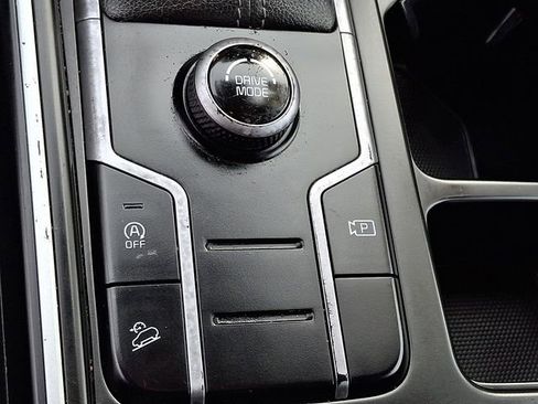 Used 2023 Kia Sorento LX image 23