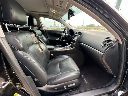 Used 2011 Lexus IS 250 AWD w/ Luxury Plus Value Edition image 19