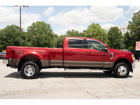 Used 2017 Ford F350 Lariat w/ Lariat Ultimate Package AWD/4WD image 9