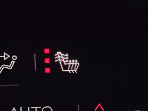 Used 2025 GMC Yukon Denali image 7