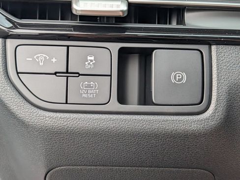 New 2027 Kia Sportage LX FWD image 10