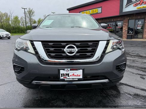 Used 2020 Nissan Pathfinder S FWD image 2