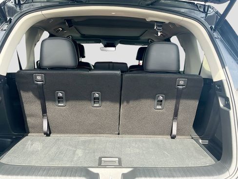 Used 2025 Honda Pilot Elite image 28