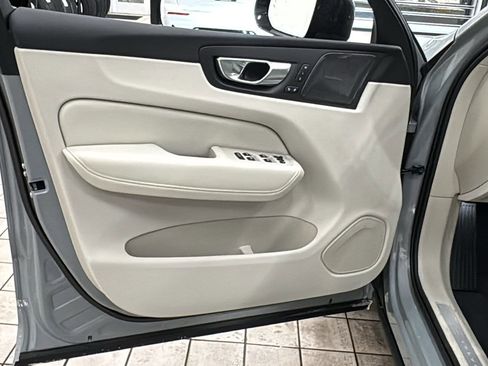 New 2026 Volvo XC60 B5 Ultra w/ Protection Package Premier image 21