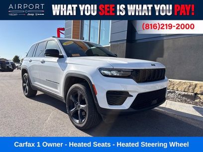 Used 2025 Jeep Grand Cherokee Altitude