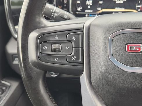 Used 2025 GMC Sierra 1500 SLT RWD image 28