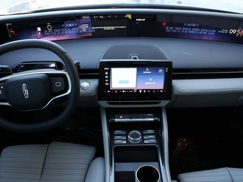 New 2026 Lincoln Nautilus Reserve image 42