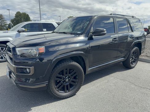Used 2020 Toyota 4Runner Nightshade AWD/4WD image 34