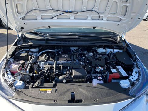 Used 2025 Toyota Corolla LE image 32