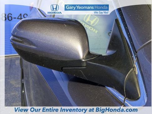 Used 2017 Honda CR-V Touring image 11