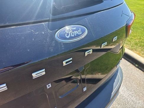 Used 2023 Ford Escape Active AWD/4WD image 49