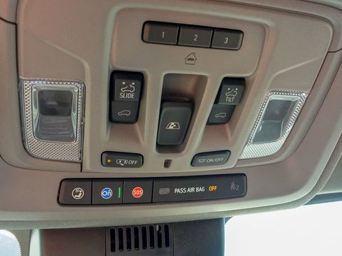 New 2025 GMC Sierra 2500 Denali w/ Denali Reserve Package image 23