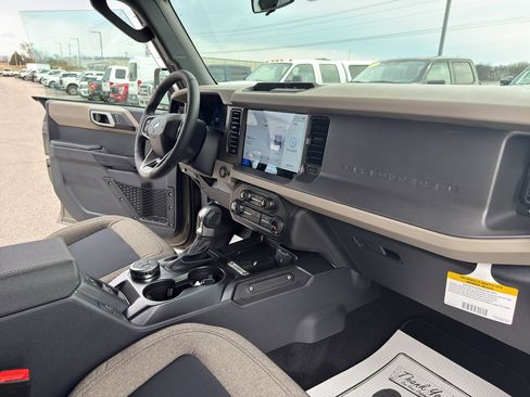 New 2026 Ford Bronco Big Bend AWD/4WD image 14