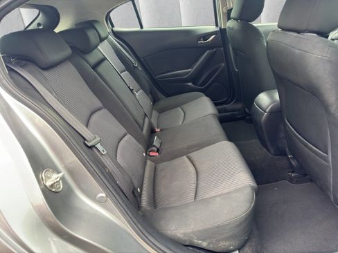 Used 2015 MAZDA MAZDA3 i Touring w/ Technology Package image 12