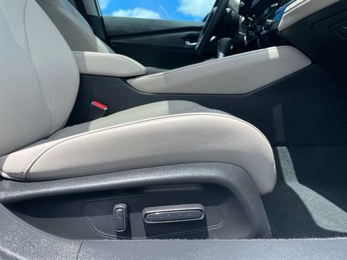 Certified 2025 Honda Accord Touring image 32
