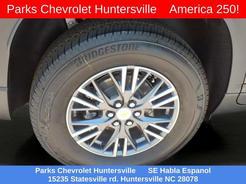 New 2026 Chevrolet Traverse LT w/ Driver Confidence Package FWD image 34