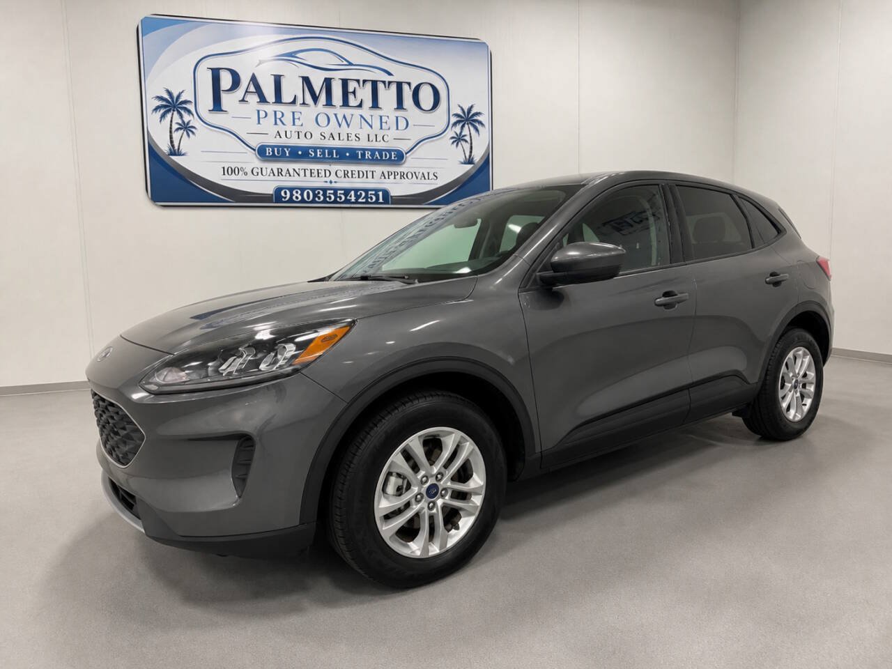 Used 2022 Ford Escape S AWD/4WD image 2