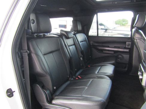 Used 2018 Ford Expedition Max XLT w/ Equipment Group 201A image 14