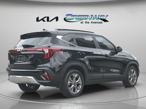 Certified 2024 Kia Seltos S FWD image 6