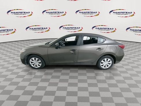 Used 2017 MAZDA MAZDA3 Sport image 5