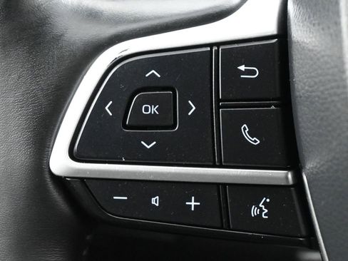 Used 2023 Toyota Highlander Platinum image 8