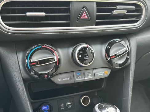 Used 2021 Hyundai Kona SEL image 19