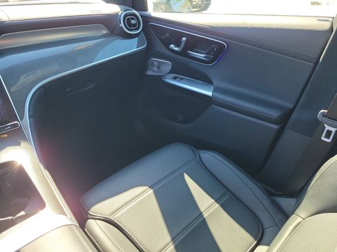 Used 2023 Mercedes-Benz GLC 300 4MATIC image 20