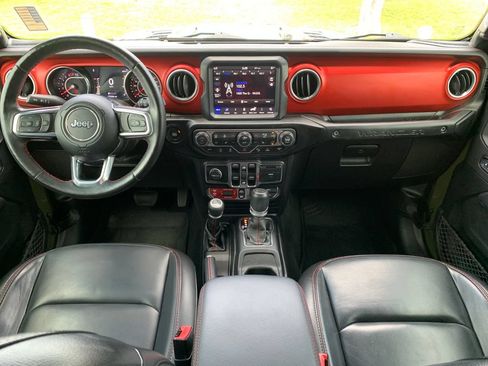 Used 2021 Jeep Wrangler Unlimited Rubicon AWD/4WD image 17