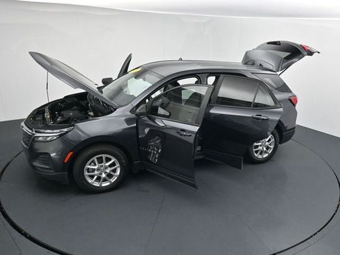 Used 2022 Chevrolet Equinox LS w/ LS Convenience Package FWD image 45