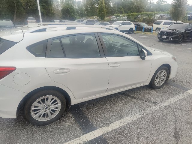 Used 2017 Subaru Impreza 2.0i Premium AWD/4WD image 17