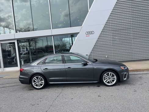 Used 2023 Audi A4 2.0T Premium w/ Convenience Package image 17