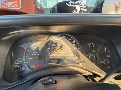 Used 2006 GMC Sierra 3500 SLT w/ Heavy-Duty Power Package image 43