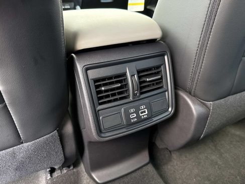 New 2026 Subaru Forester Premium AWD/4WD image 17