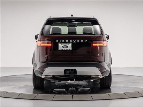New 2026 Land Rover Discovery Limited Edition AWD/4WD image 4