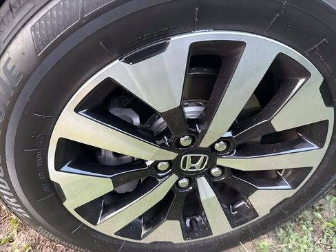 Used 2026 Honda Odyssey EX-L image 5