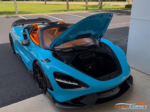 Used 2022 McLaren 765LT RWD image 41