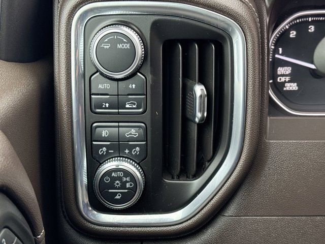 Used 2021 GMC Sierra 1500 SLT w/ SLT Premium Package AWD/4WD image 18