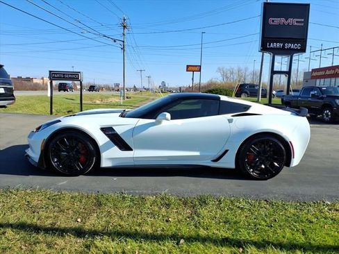 Used 2017 Chevrolet Corvette Z06 w/ Battery Protection Package image 2