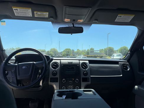 Used 2014 Ford F150 XLT w/ Equipment Group 302A Luxury AWD/4WD image 11