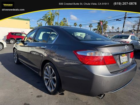 Used 2015 Honda Accord Sport image 7