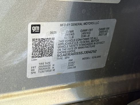 Used 2025 Buick Enclave Preferred FWD image 42