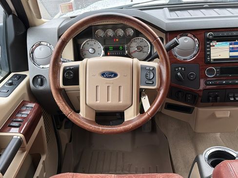 Used 2010 Ford F250 King Ranch image 14