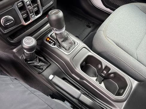 New 2026 Jeep Gladiator Sport image 26