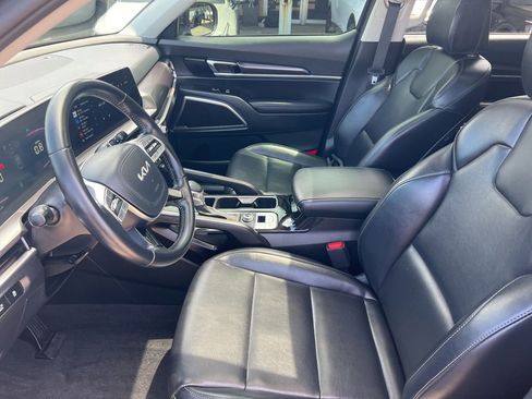 Used 2025 Kia Telluride S AWD/4WD image 4
