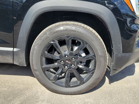 New 2026 GMC Terrain Elevation w/ Technology Package II FWD image 4