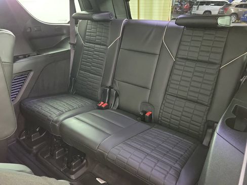 Certified 2023 Cadillac Escalade Sport Platinum AWD/4WD image 10